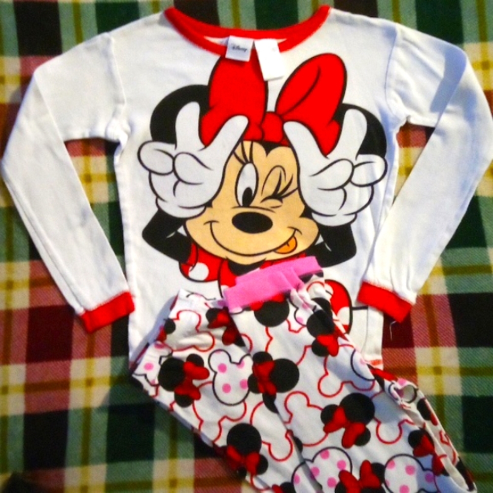 Minnie Mouse Set (Top and bottoms) size 10 by Disney